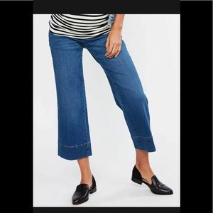Luxe Essentials LED cropped wide maternity jeans size 26 (fits 27/28 better IMO)